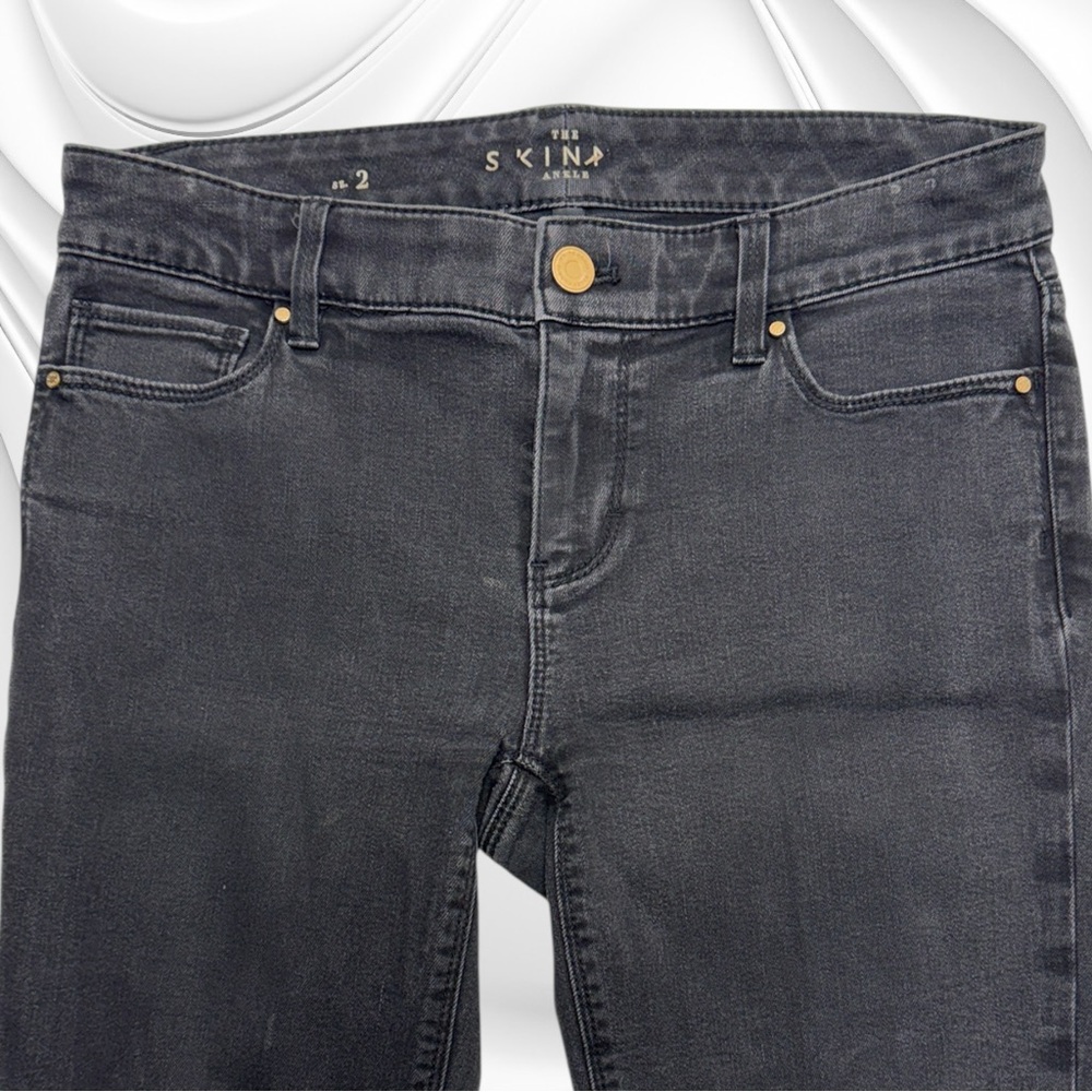 WHBM Women’s 2 Black THE SKINNY Distressed Jeans